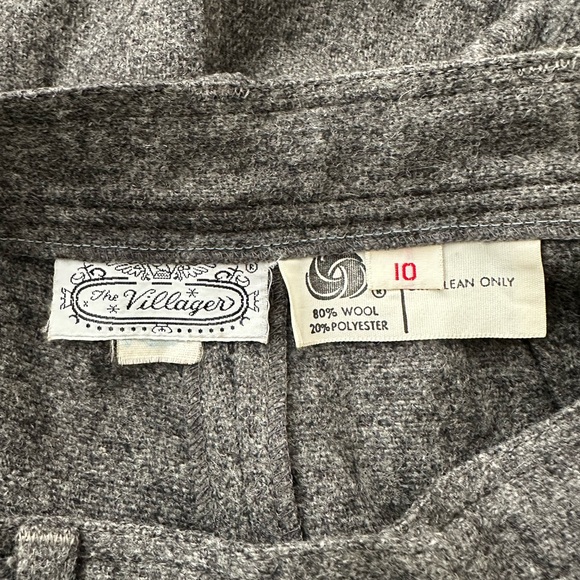 Vintage Grey Wool Shorts - Picture 4 of 5